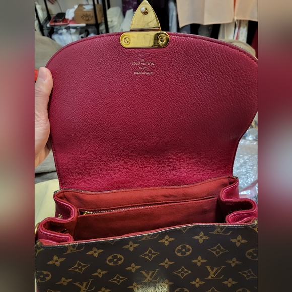 Authentic Louis Vuitton Eden MM in Rouge color - Picture 11 of 17